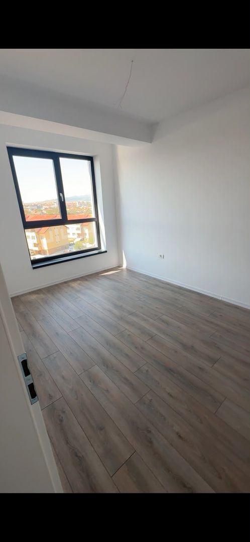 Apartamente noi - Poză 8