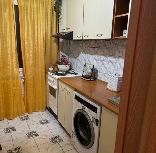 Apartament 2 camere, Trapezului, la 2 min. de metrou, piată, scoala, mobilat - Poză 6