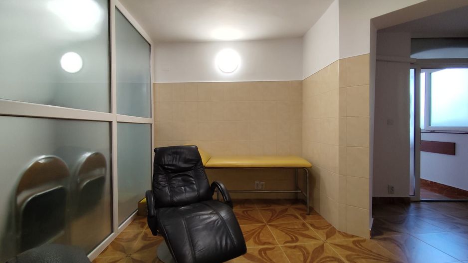 Cabinet stomatologic, echipat, modern, zona Lacu Rosu, Oradea, VANZARE - Poză 8