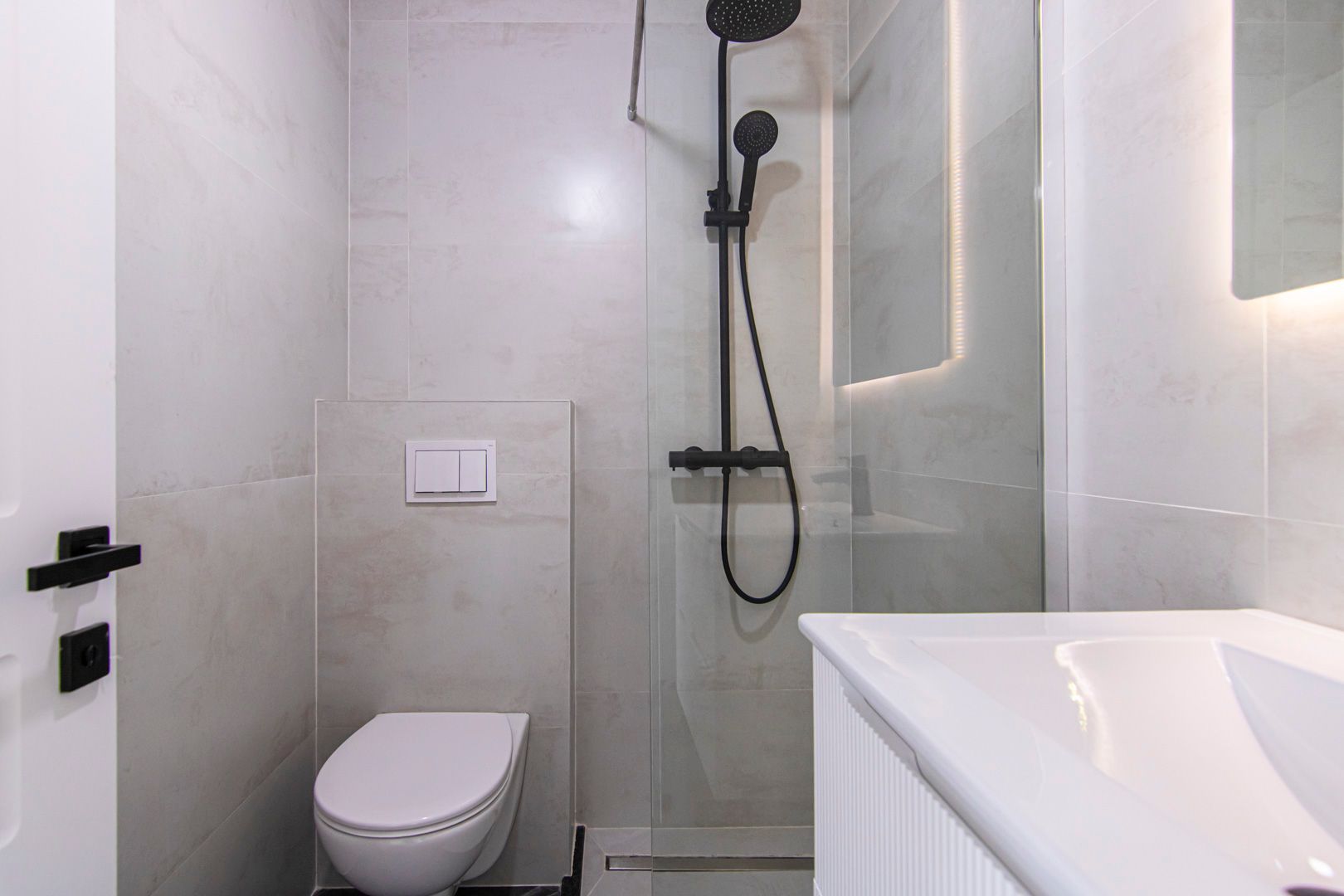 COMISION 0 % | CASA PREMIUM | 5 CAMERE | FINISATA LA CHEIE | OTOPENI | - Poză 13