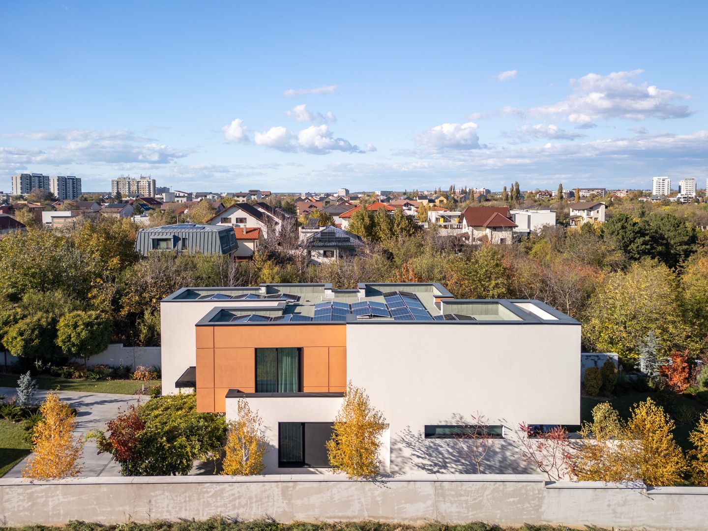 Smart-Home nZEB spectaculoasa Bucuresti Sector 1 cu deschidere lac -teren 2000mp - Poză 9