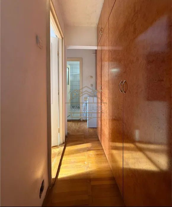 Apartament semidecomandat de închiriat cu 3 camere în Mănăștur - Poză 6
