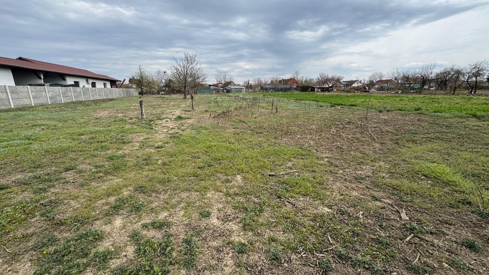 COMISION 0 | Teren intravilan | 550 mp | Urseni - Poză 2