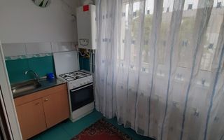 Garsoniera, zona Primaverii/BCR, et.3, mobilata/utilata, 160 euro - Poză 4