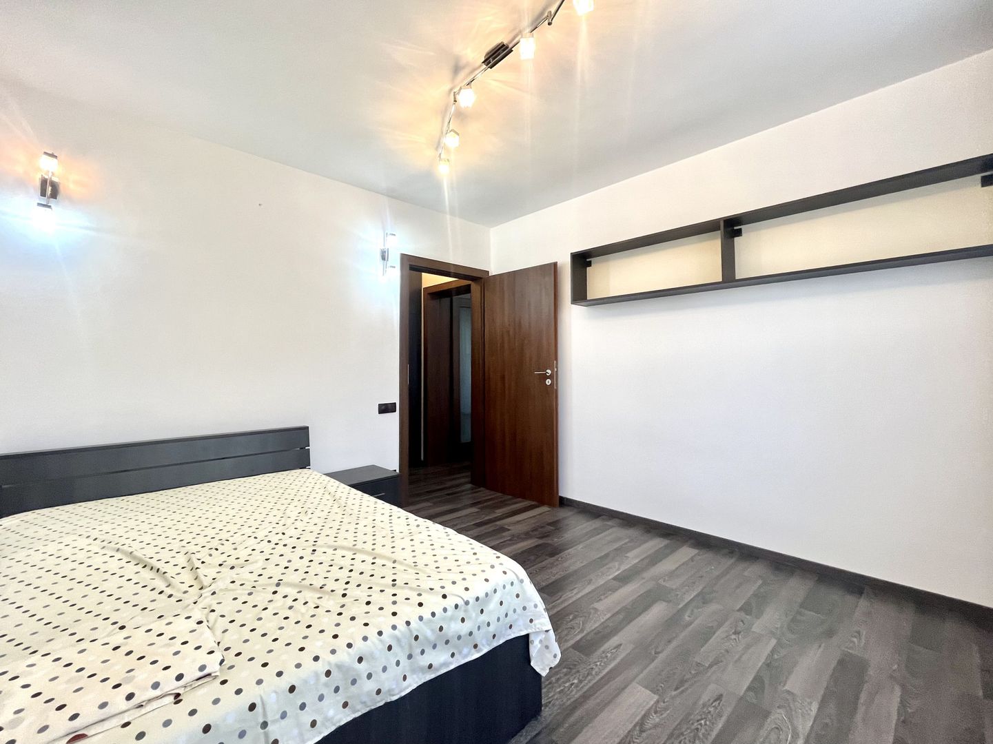 Apartament 3 camere, modern, la prima închiriere, în zona Centrala - Poză 8