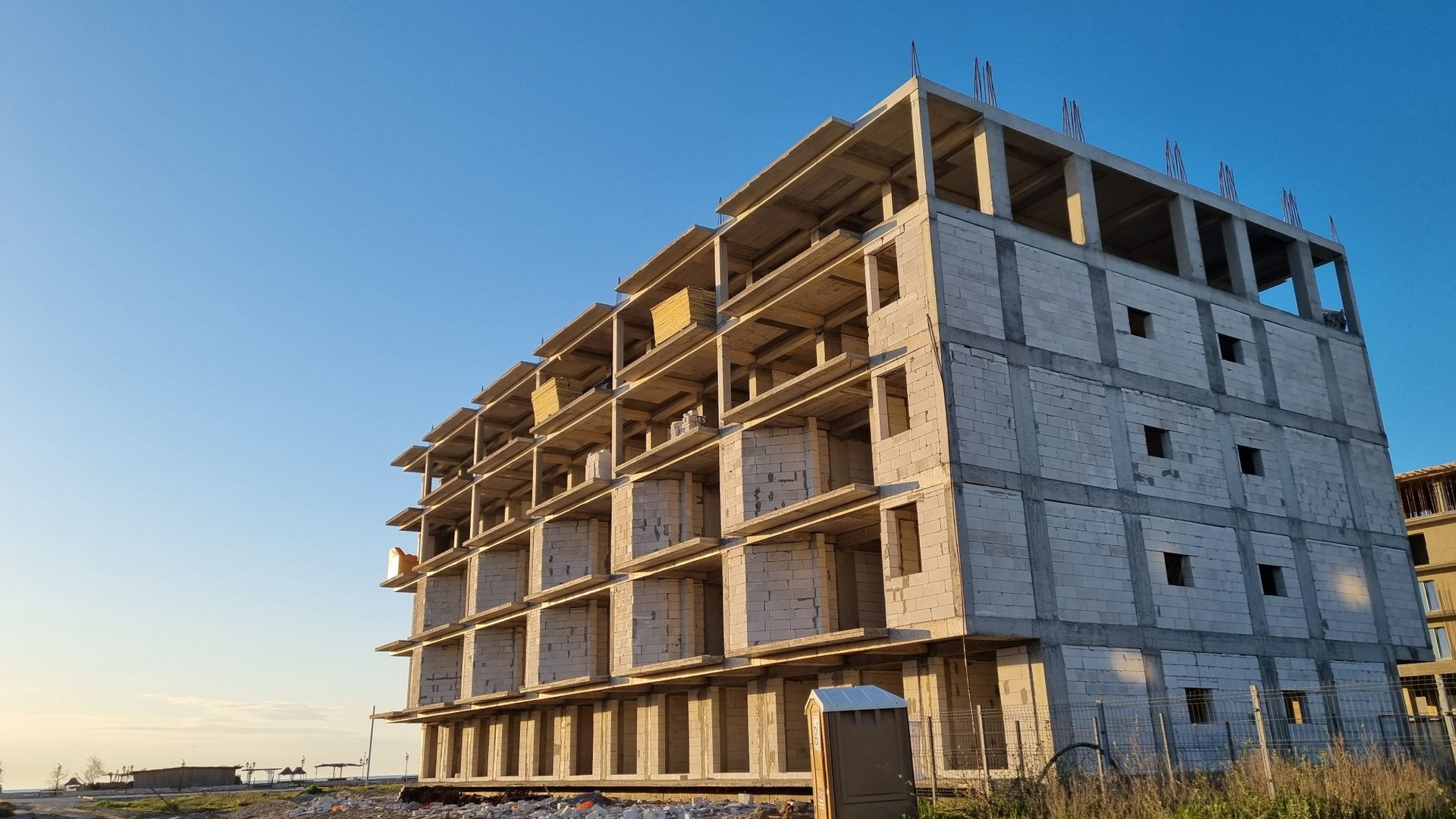 Ag. Eu. vinde Ap. 2 Cam. 40 mp Parter  An bloc 2023  Mamaia Nord - Poză 7