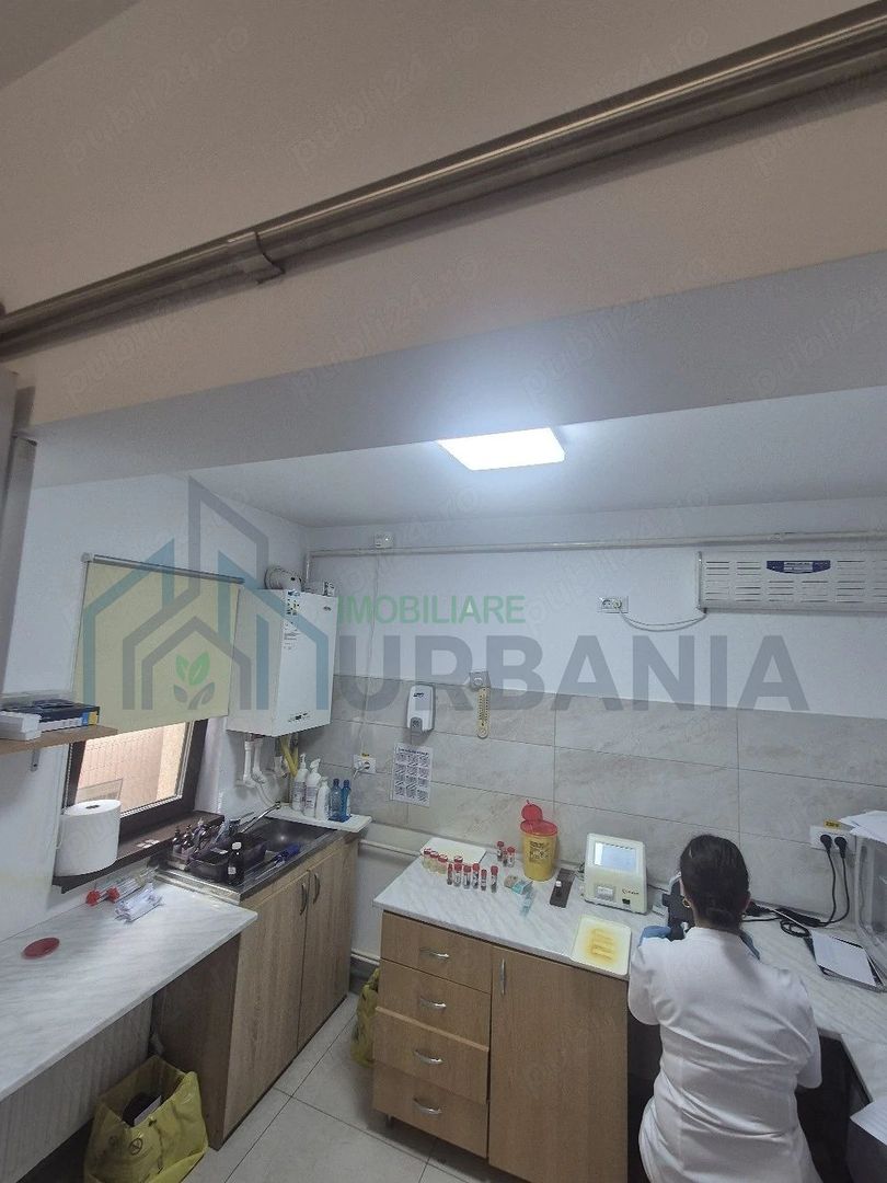 Spațiu comercial central de închiriat, Iași - Str. Perju nr. 6 - Poză 2
