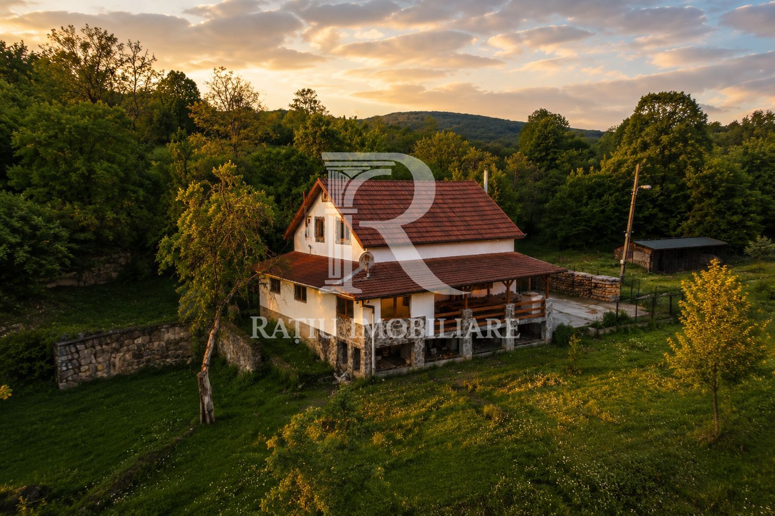 Proprietate Unică în Natură | Teren Mare + Intimitate Totală - Poză 2