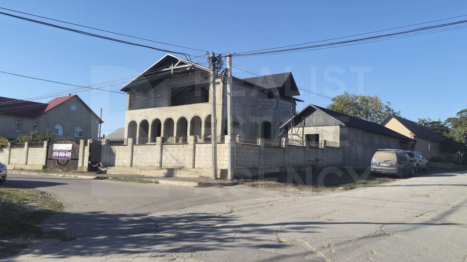 Vânzare, casă, 2 nivele, 5 camere, sat. Verejeni. r-nul. Telenești - Poză 4