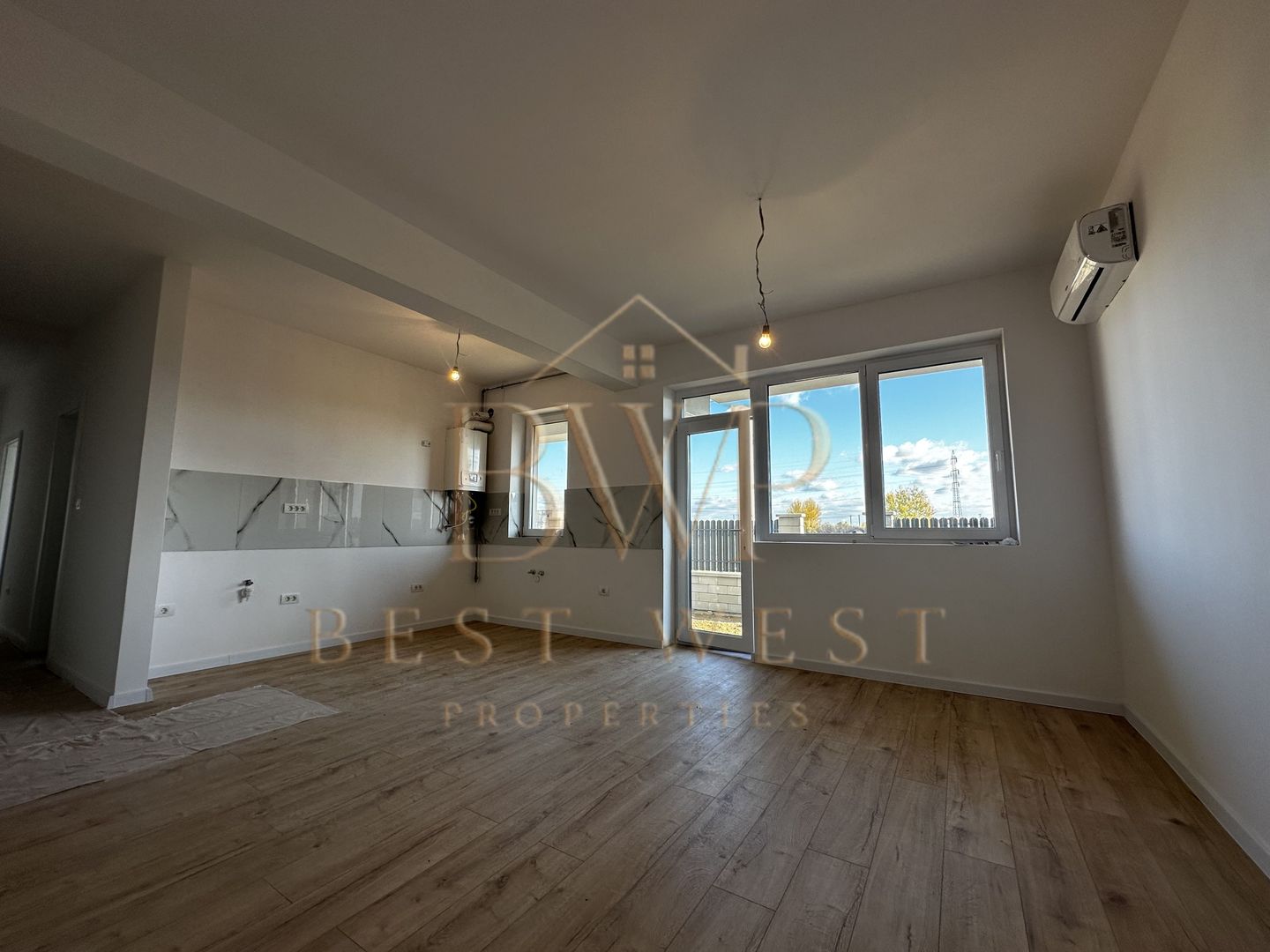 Apartament 3 camere, curte proprie, Urseni - Poză 2