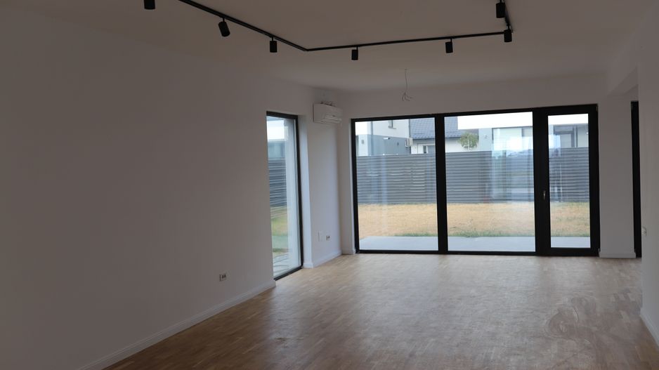 NovoVillas Tunari oporunity - Poză 5