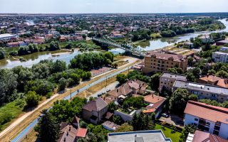 Casă pe Faleza Mureșului - Poză 2