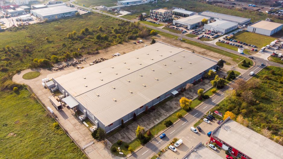 Hală industrială modernă în zona de est, Arad - Poză 2