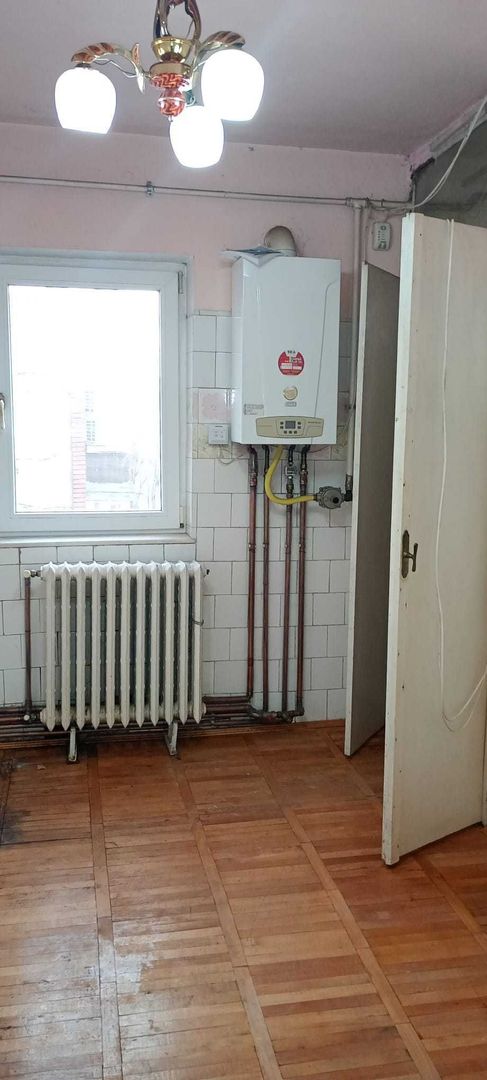Apartament 2 camere zona Sagului cu centrala - Poză 5