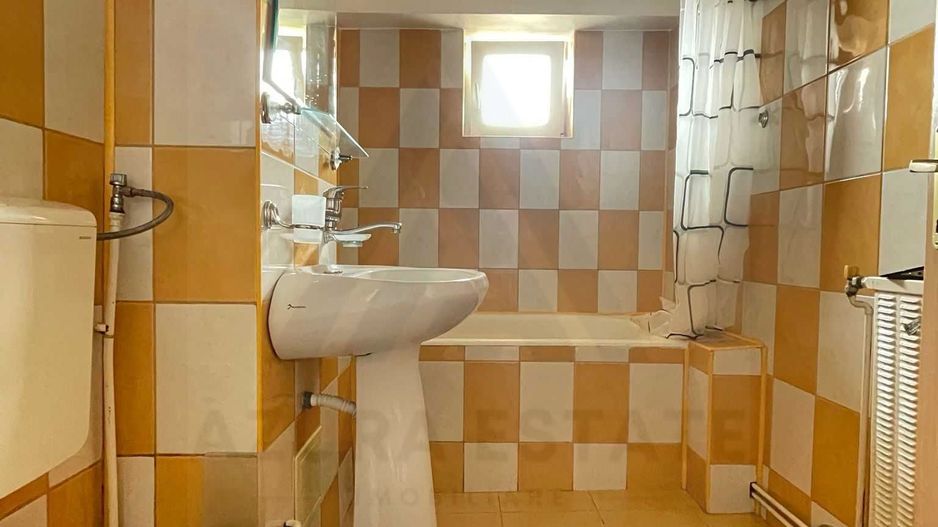 Apartament 3 camere de inchiriat - Poză 5