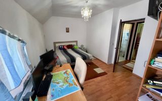 Casa duplex 100 mp utili, la intrare Sura Mare teren 1500 mp teren - Poză 11