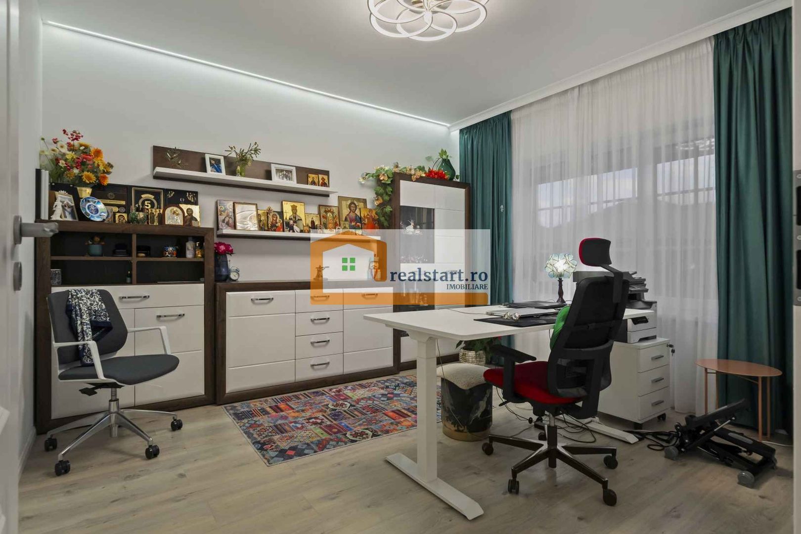 Langa Padure, Vila P+Pod , 1500mp teren,  terasa 40mp,  complex securizat - Poză 19