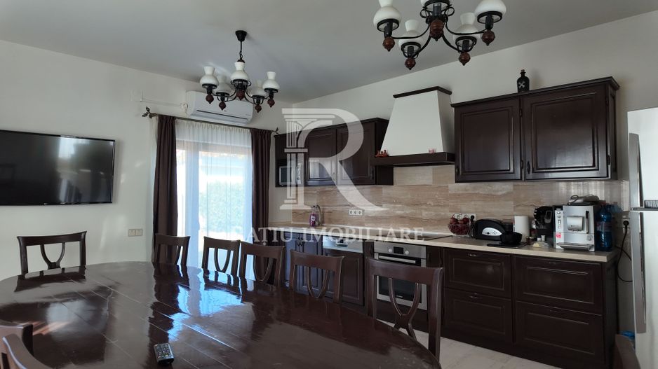 Casă spațioasă cu etaj | 204 mp | Teren 594 mp | Sântandrei - Poză 13