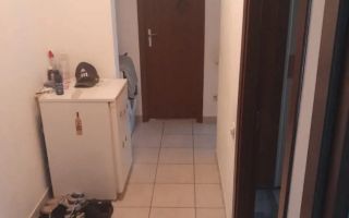 De vanzare Apartament 3 camere, Piata Resita, Berceni, sector 4 - Poză 2
