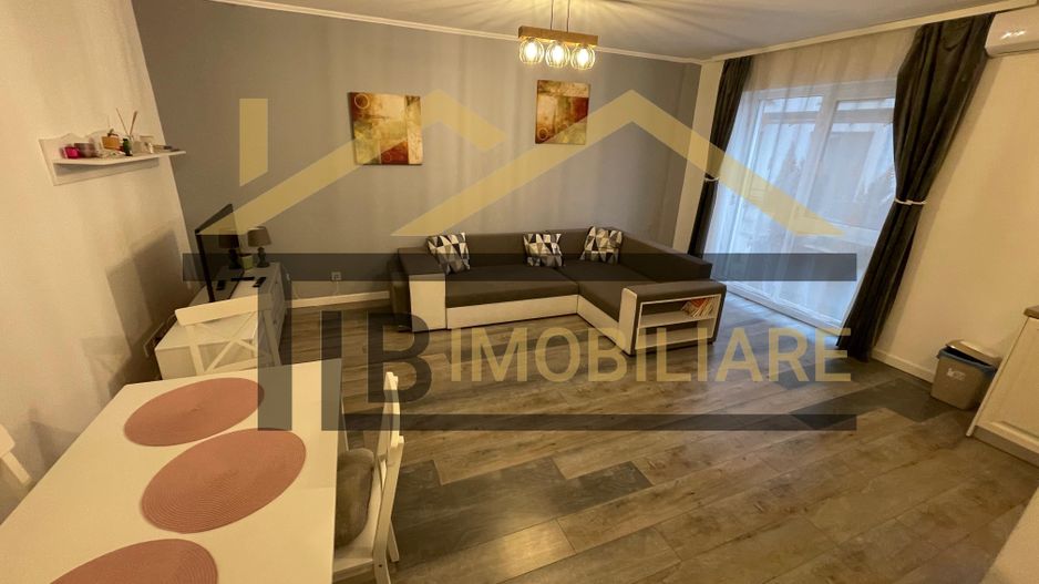 Apartament de 2 camere, 45mp,  garaj, Zona Central - Poză 2