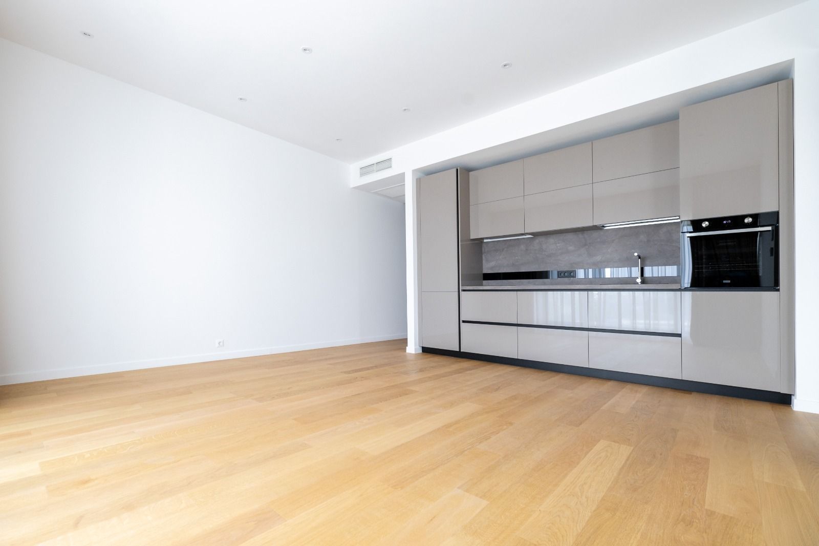 Apartament 2 camere exclusivist in One Verdi Park I Zona Floreasca - Poză 1