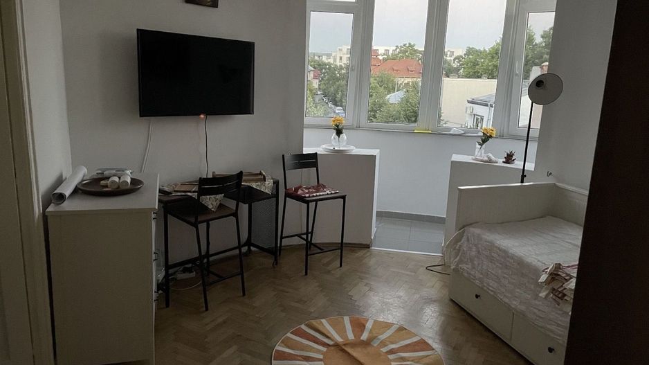 GARSONIERA - CENTRALA PROPRIE, BUCATARIE INCHISA, MUTARE IMEDIATA - Poză 6