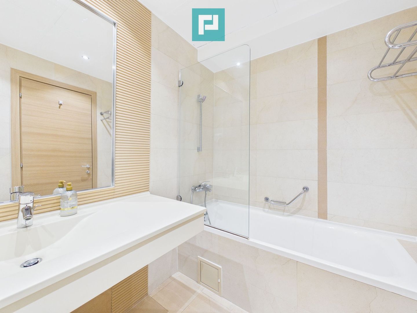 Apartament modern – RIN Grand Residence - Poză 8