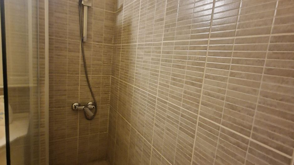 APARTAMENT4 CAMERE ZONA  SOARELUI LANGA SCOALA 30 - Poză 8