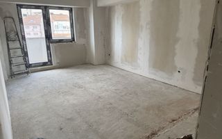 Apartament 3 camere de vânzare | Sibiu, Central | 67 mp - Poză 2