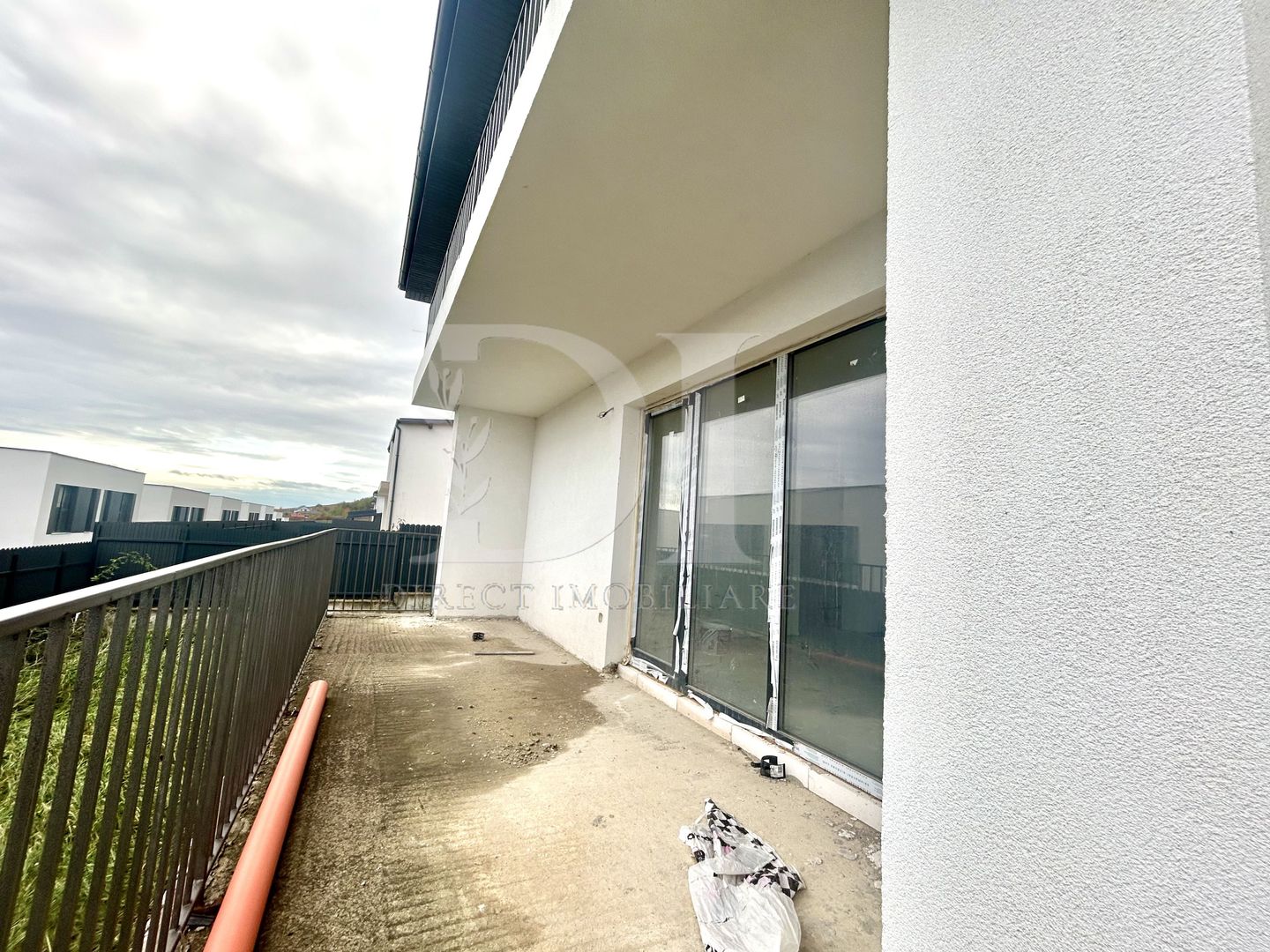 Casă individuală de vânzare în Chinteni - Poză 2