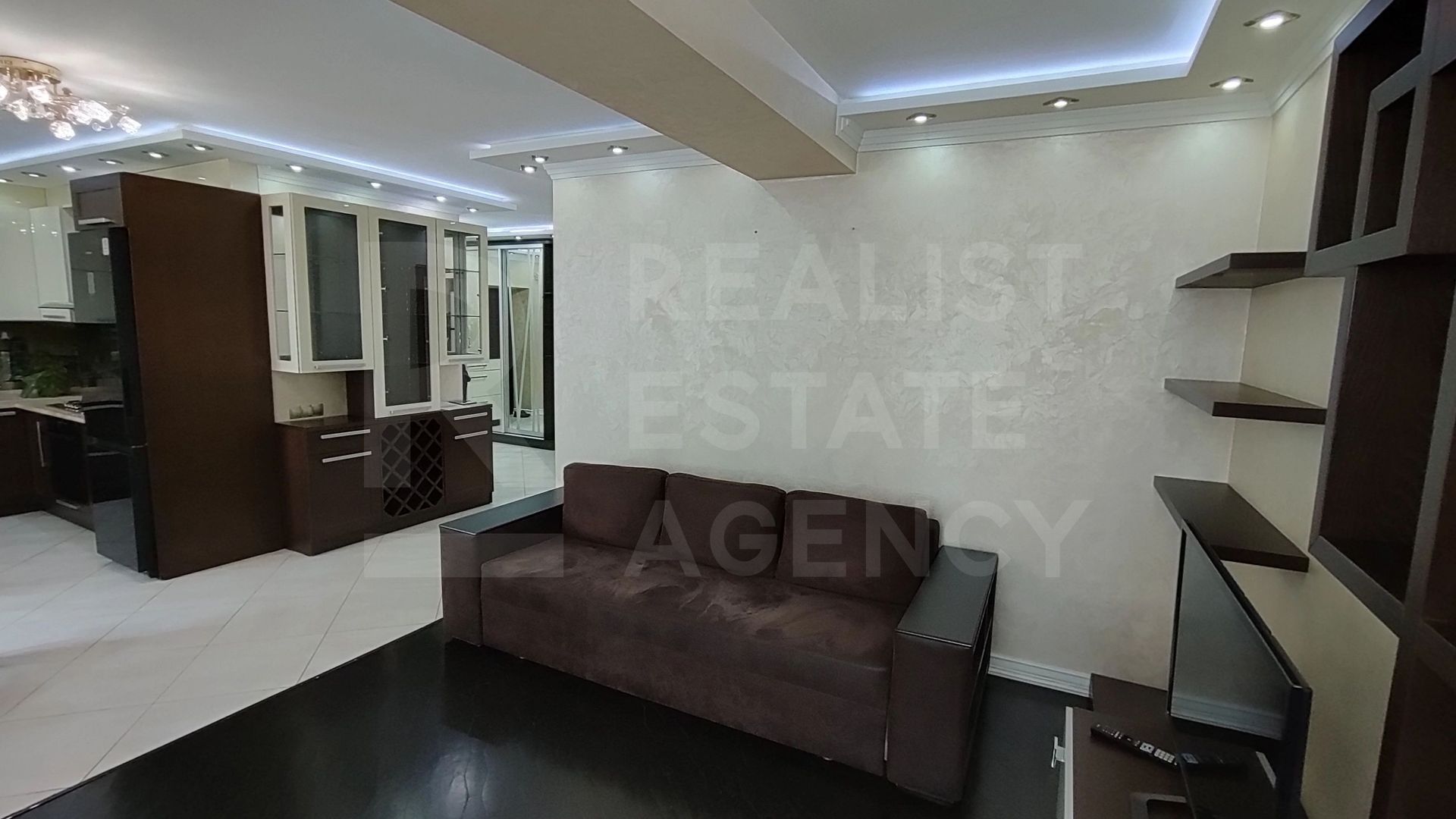 Vânzare, apartament, 3 camere , str. Mircea cel Bătrîn, Ciocana - Poză 2