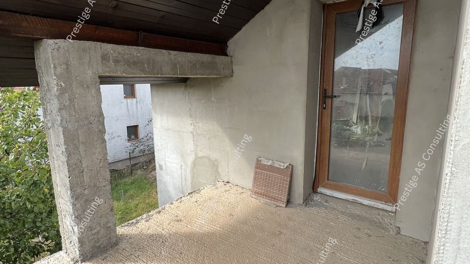 Vila Individuala | 6 Camere | 700mp Teren Giarmata - Poză 3