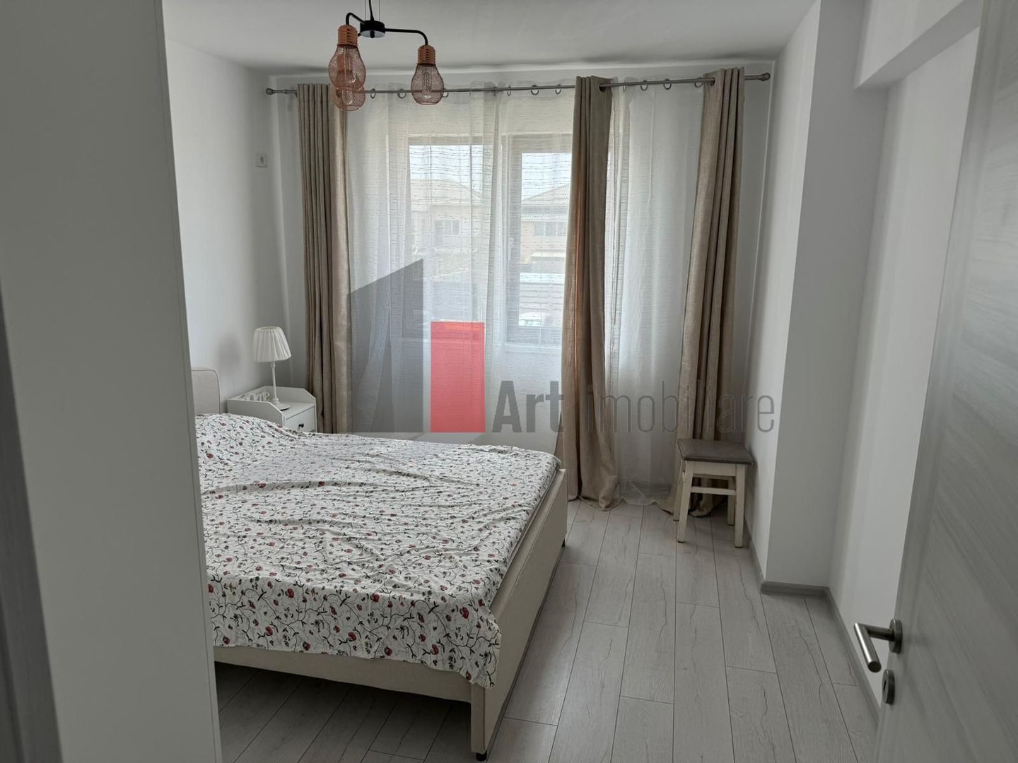 Apartament cu 2 camere de inchiriat-Aparatorii Patriei-cu centrala+loc parcare - Poză 4