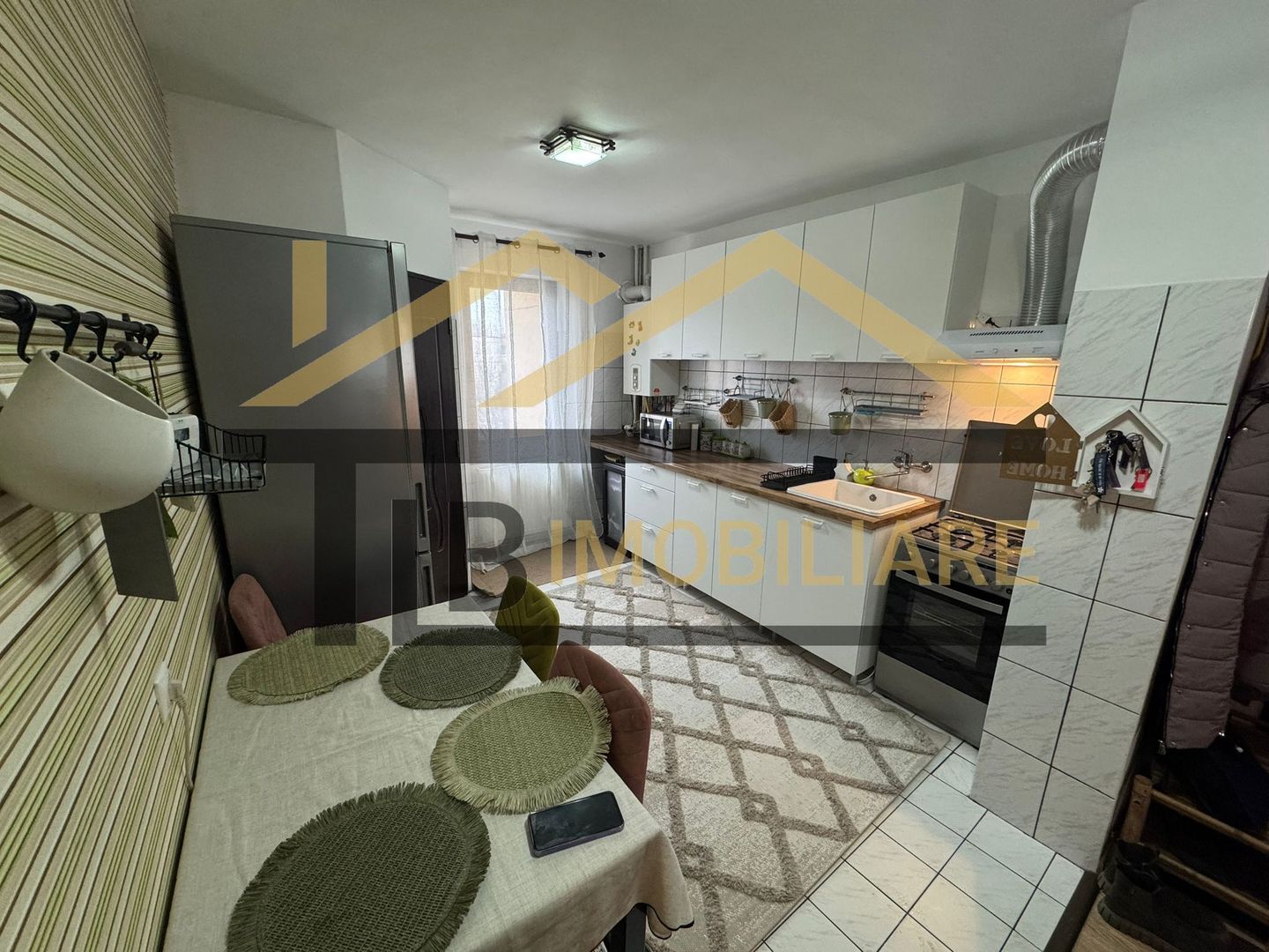 Apartament cu 3 camere, 75 mp, Zona Diamant - Poză 8