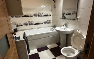 Apartament 2 camere de vanzare, etaj,2 Zona Dinicu Golescu Selimbar. - Poză 7