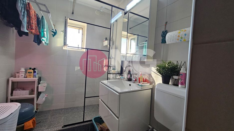 Apartament 3 camere de vanzare Rahova zona Petre Ispirescu - Poză 3