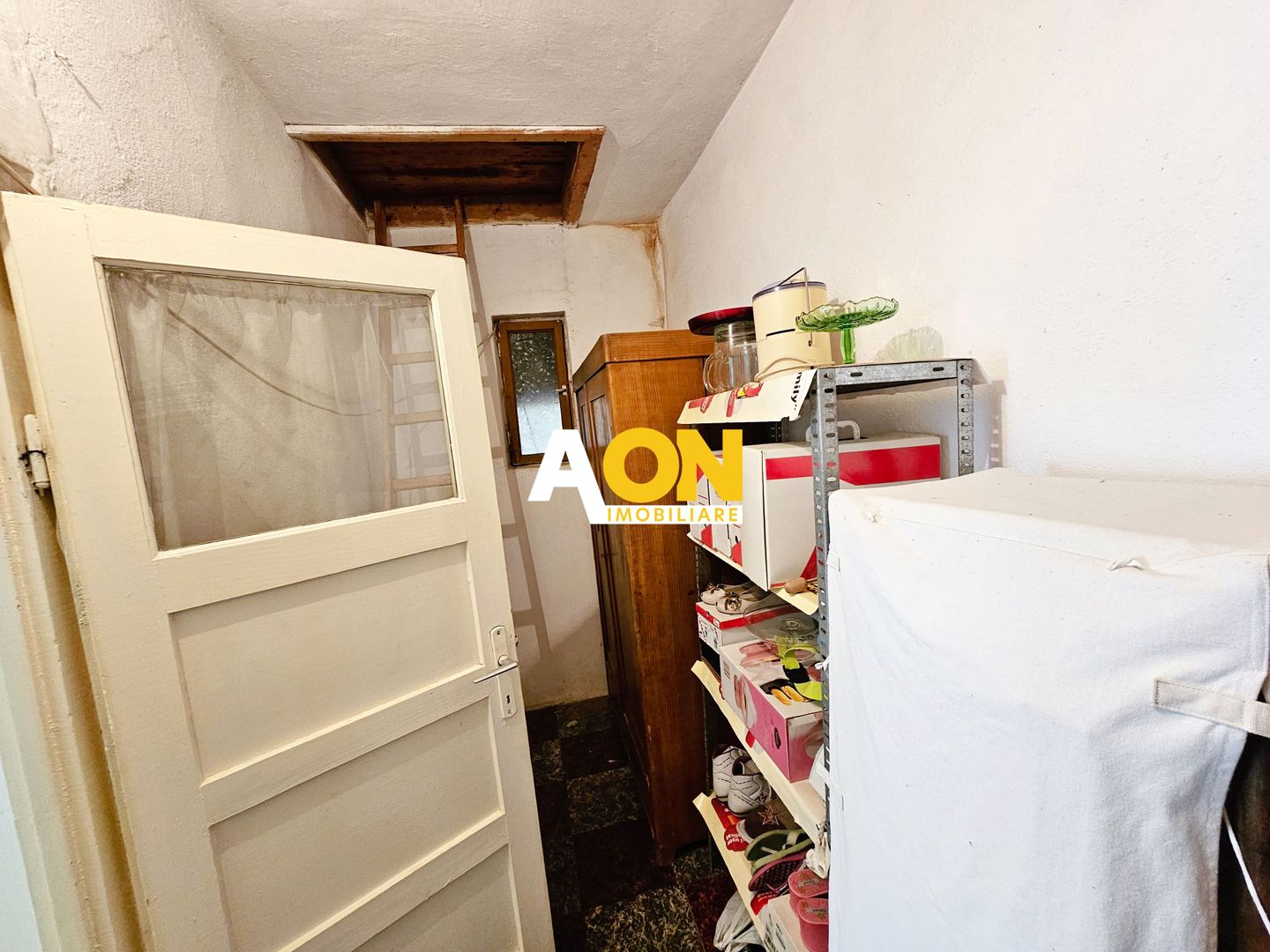 Casa cu 4 camere, 2024 mp teren, la asfalt, cu utilitati, Vintu de Jos - Poză 15