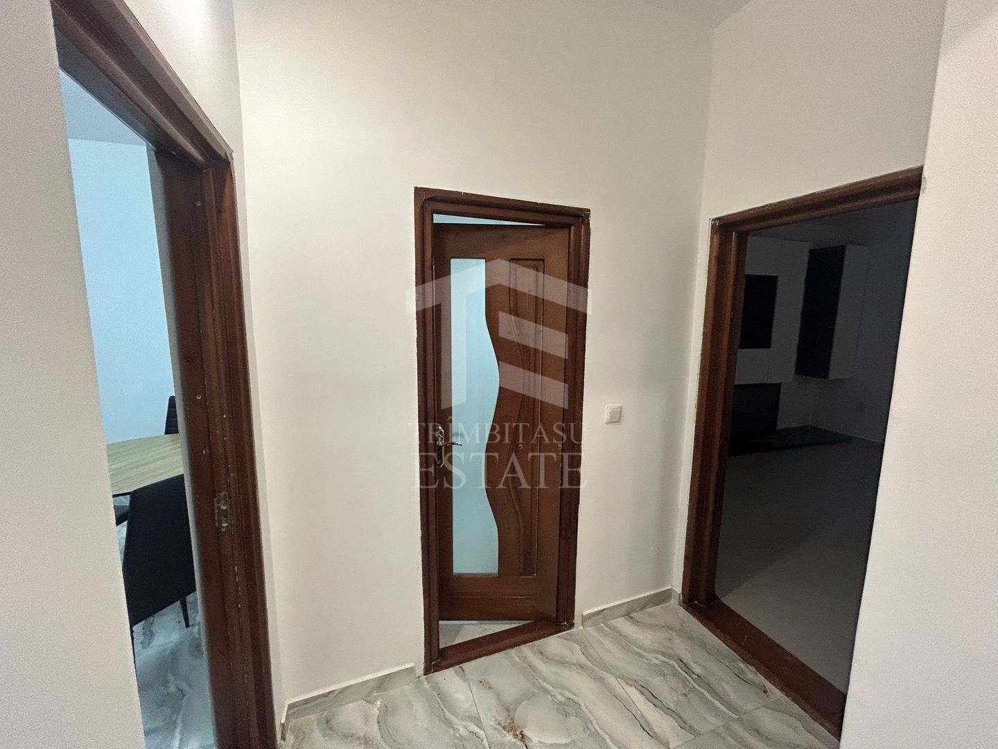 2 Camere Piata Constitutiei + Loc de Parcare - Poză 7