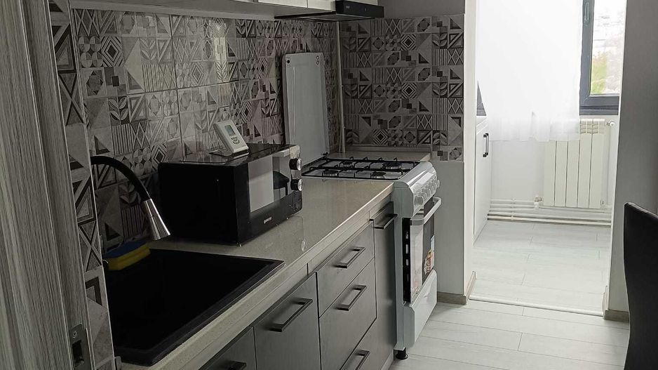 Apartament 2 camere de inchiriat – Micro 17, etaj 3/4 - Poză 3