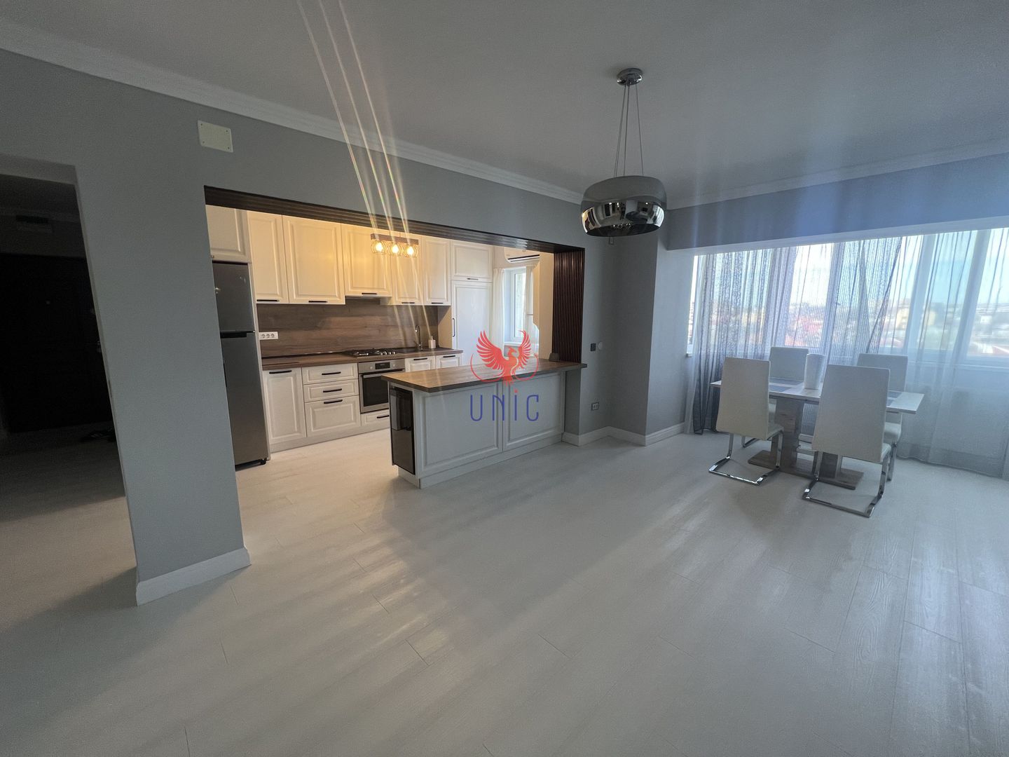 Apartament 3 camere Lux, Central langa Piata Mare - Poză 3