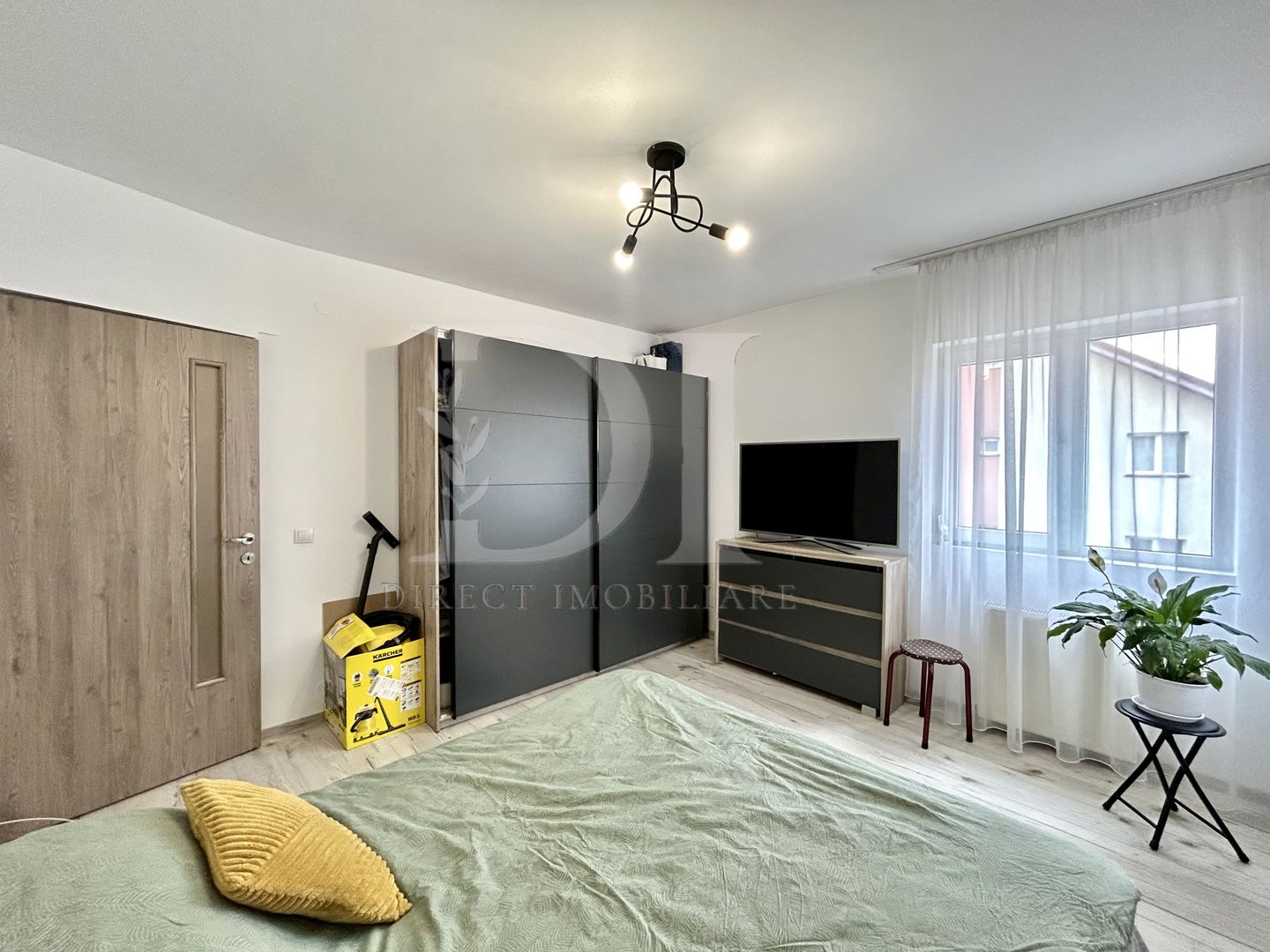 Apartament la cheie / etaj intermediar / Zona Eroilor - Poză 7