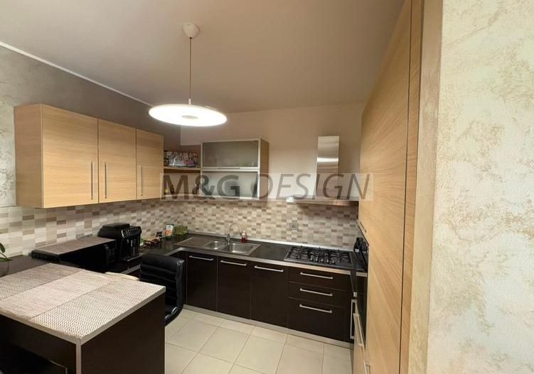 Apartament 3 camere lux zona centrala - Poză 5