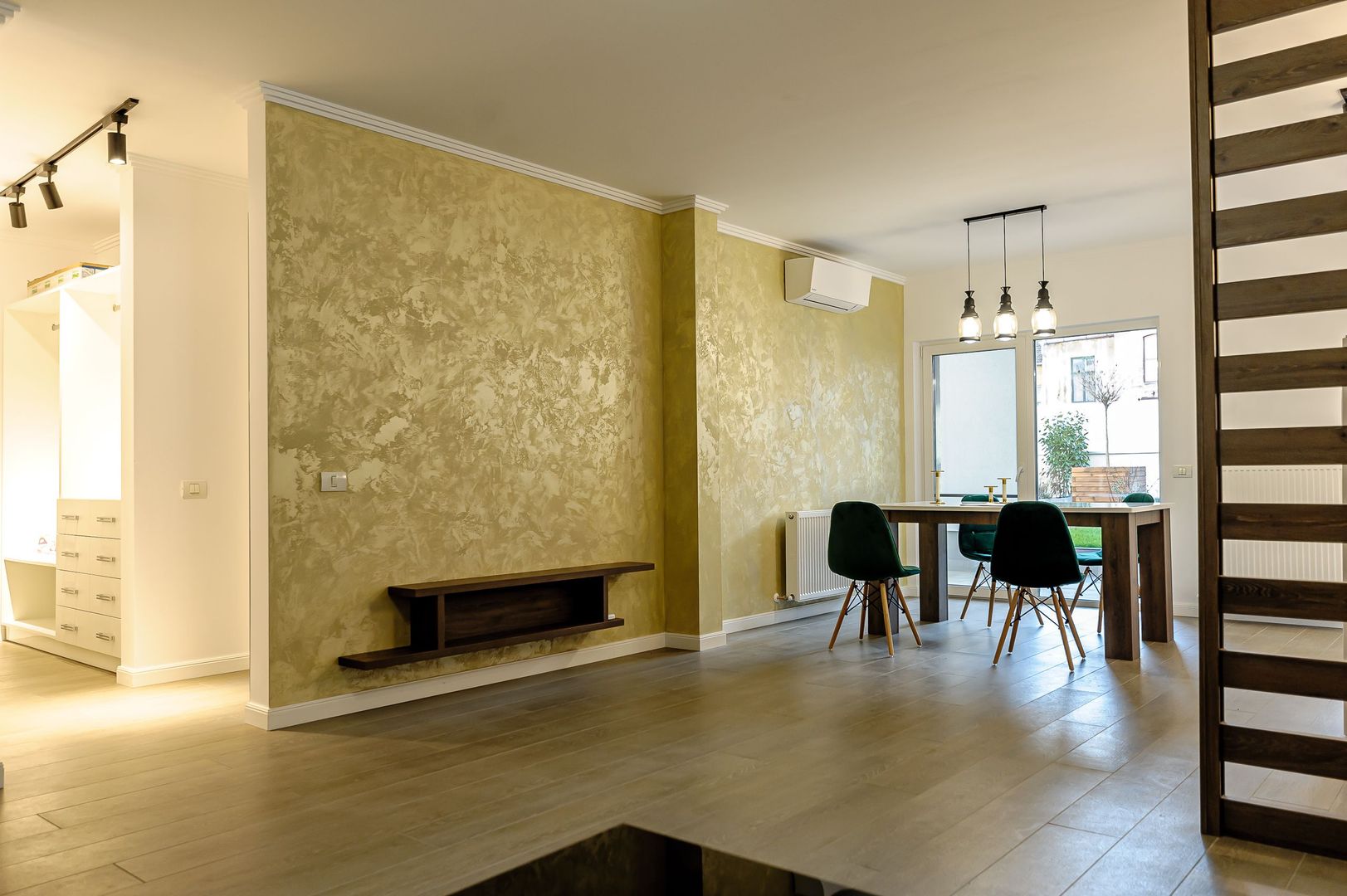 Apartament minunat cu grădină supraterană. - Poză 8