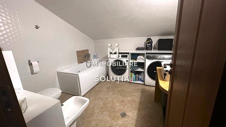 Apartament cu 4 camere – 138 mp utili, zona Valea Borcutului! - Poză 8
