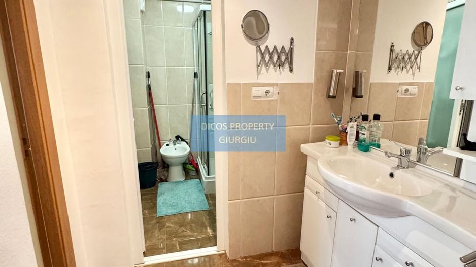 Apartament 3 camere, 64 mp, Nicolae Titulescu, etaj 4 - Poză 9