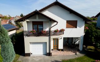 Vilă cu 5 camere de vânzare în zona Aradul Nou - Poză 3