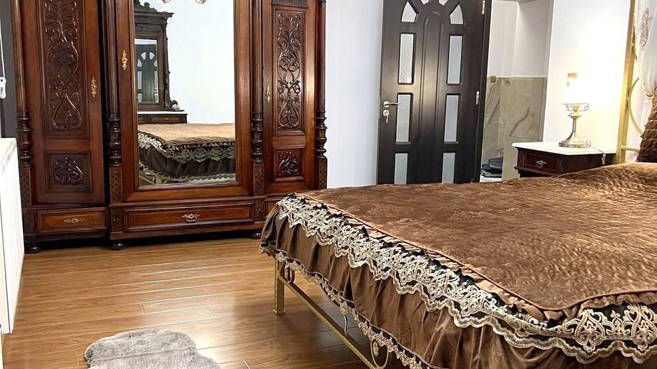 Apartament 3 camere, 2 băi, 2 bucătării - Centrul Istoric-Comision 0% - Poză 1