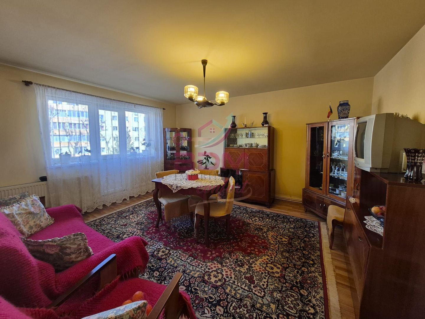 COMISION 0 | Apartament 4 camere | etaj 1 | zona Micro 3 - Poză 2