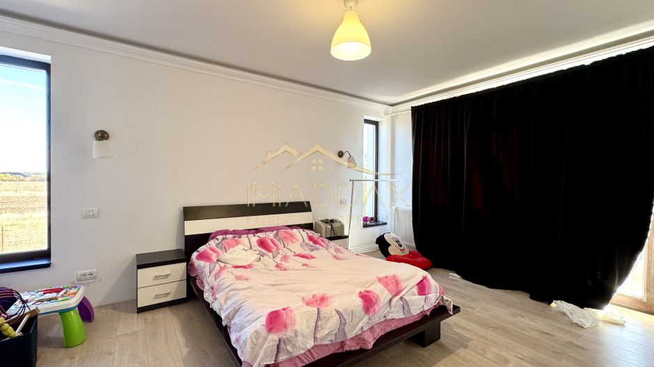 Vila cu 5 camere *420mpc* // 800mp teren // Corbeanca - Tamasi - Poză 40