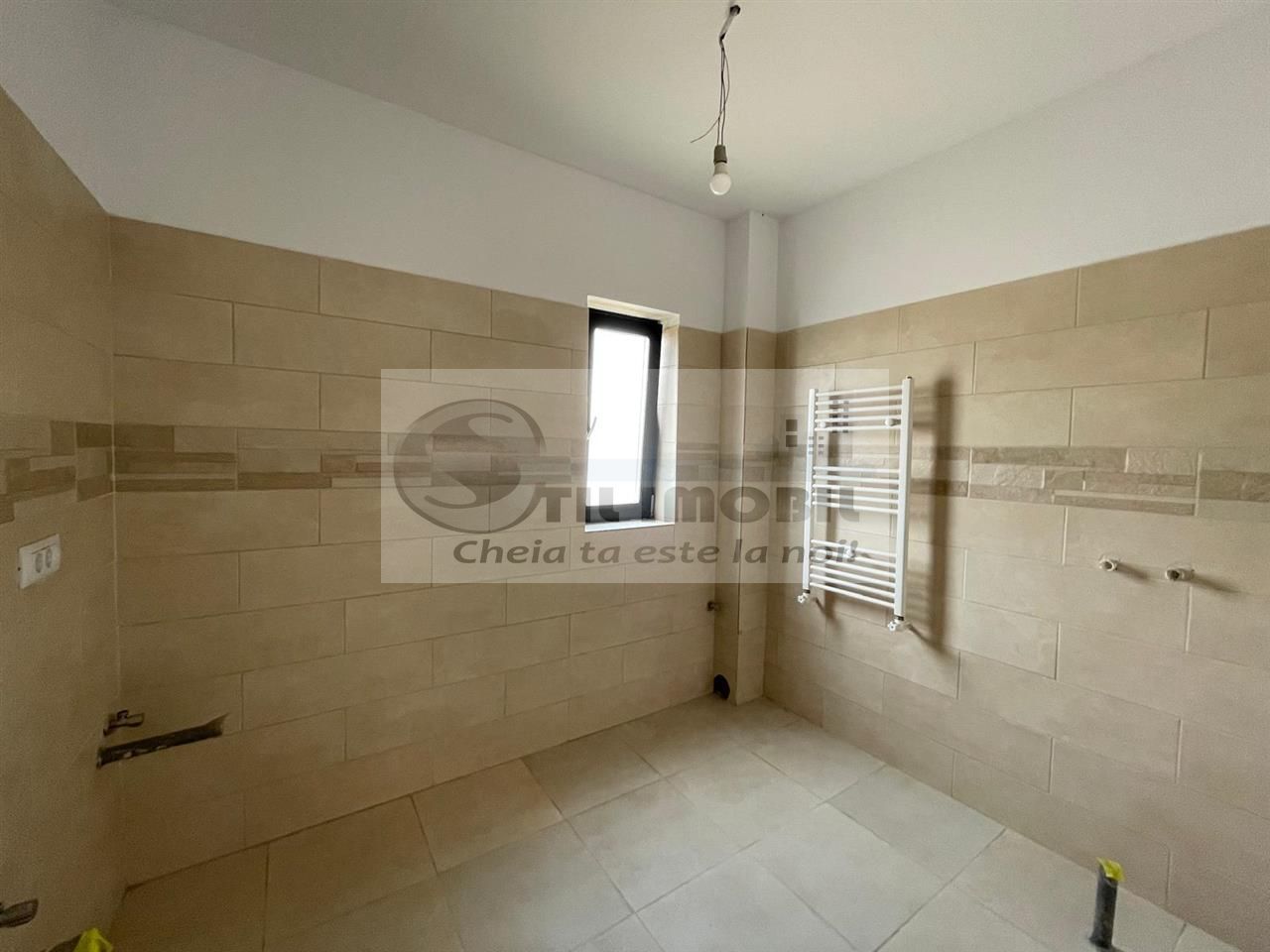 Intabulat2 camere decomandat 63mp Capat C.U.G-Valea Adanca - Poză 6